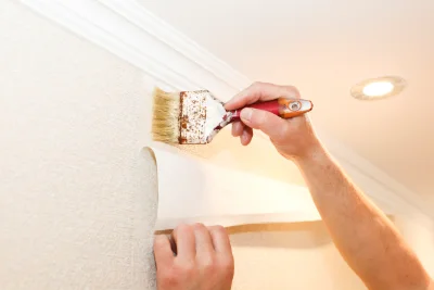 Pose de papier peint à Lihus — revêtements muraux et toiles de verre